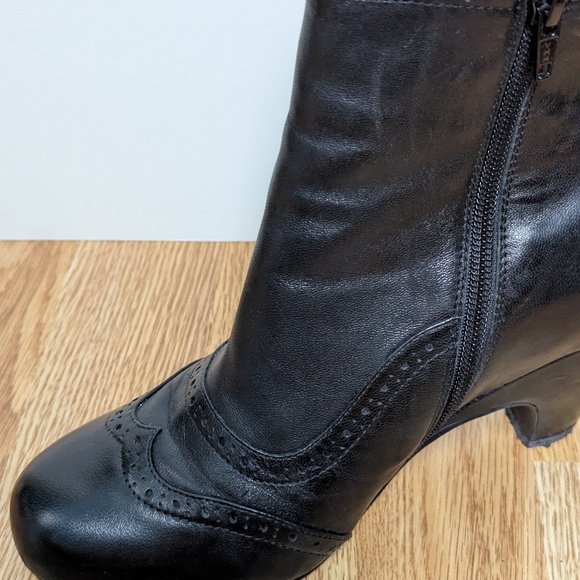 Miz Mooz Tally Black Leather Heeled Booties – Size 8.5 - Picture 6 of 7
